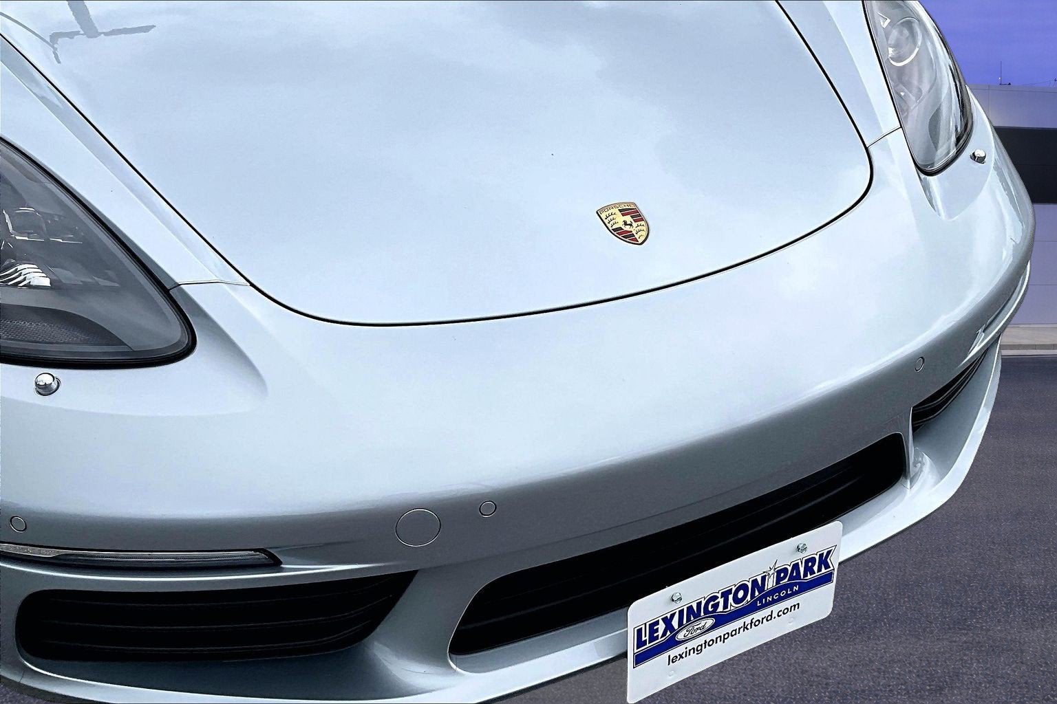 2018 Porsche 718 Cayman Base