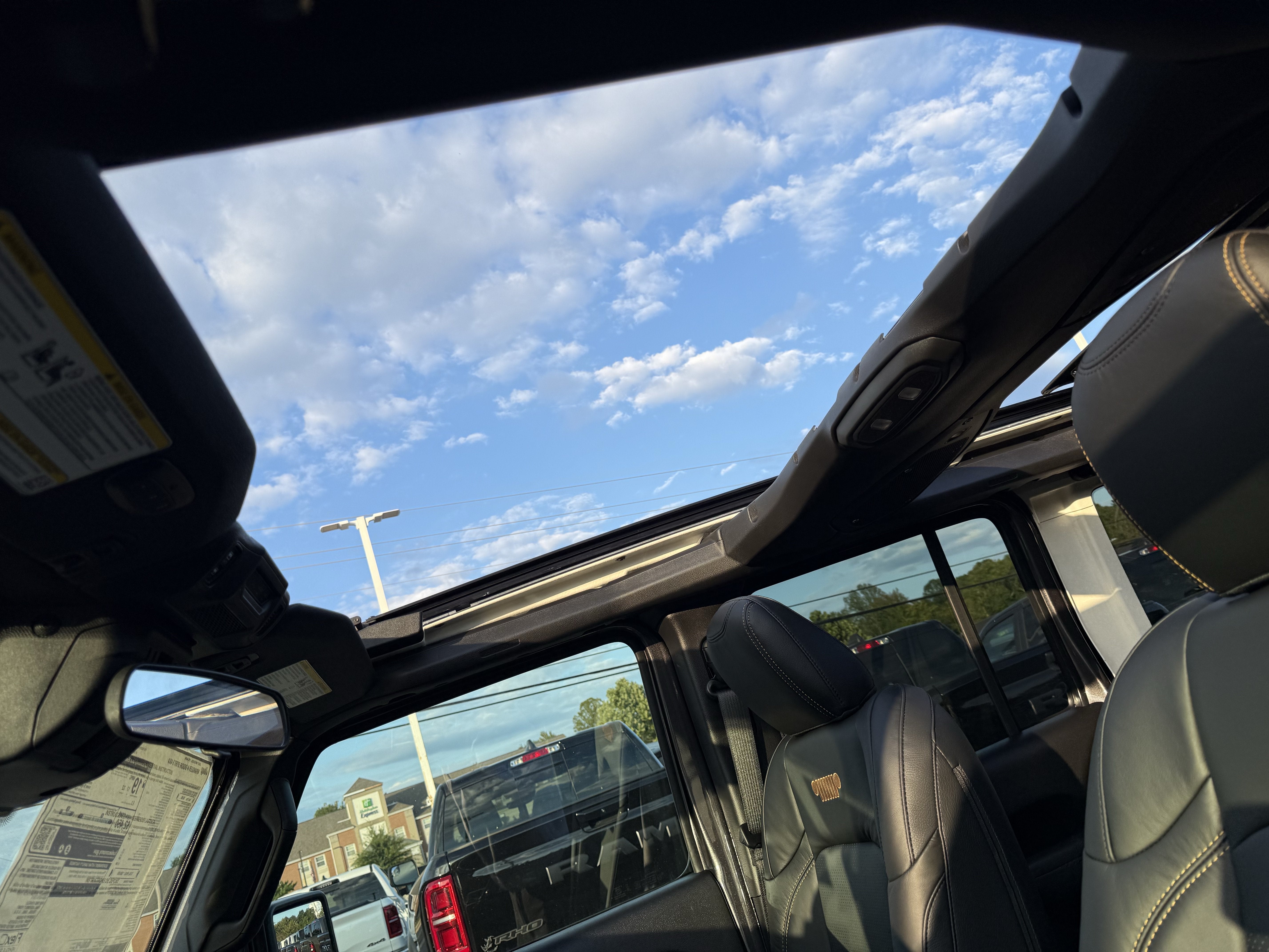 2027 Jeep Wrangler WRANGLER 4-DOOR SPORT S