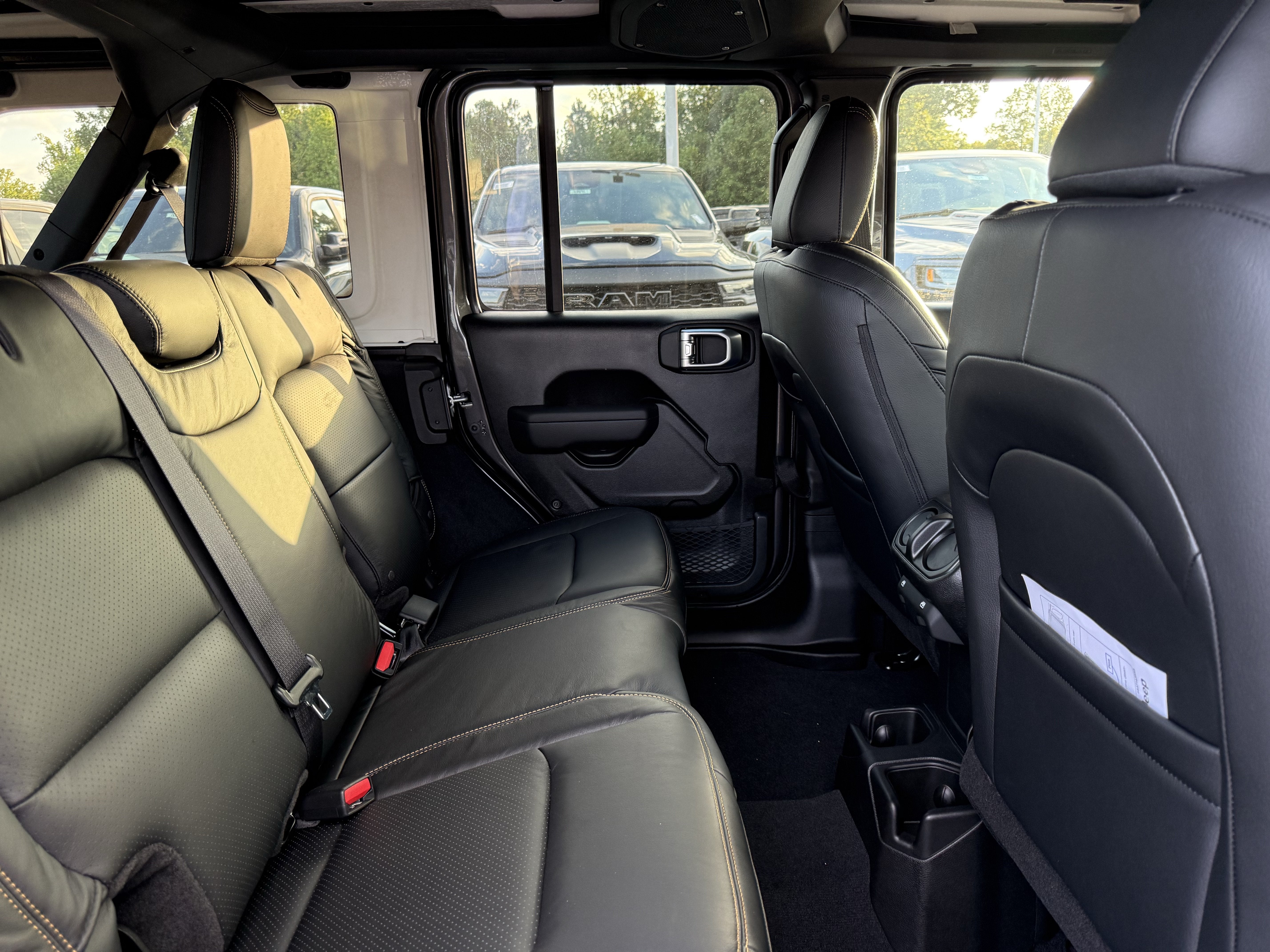 2027 Jeep Wrangler WRANGLER 4-DOOR SPORT S