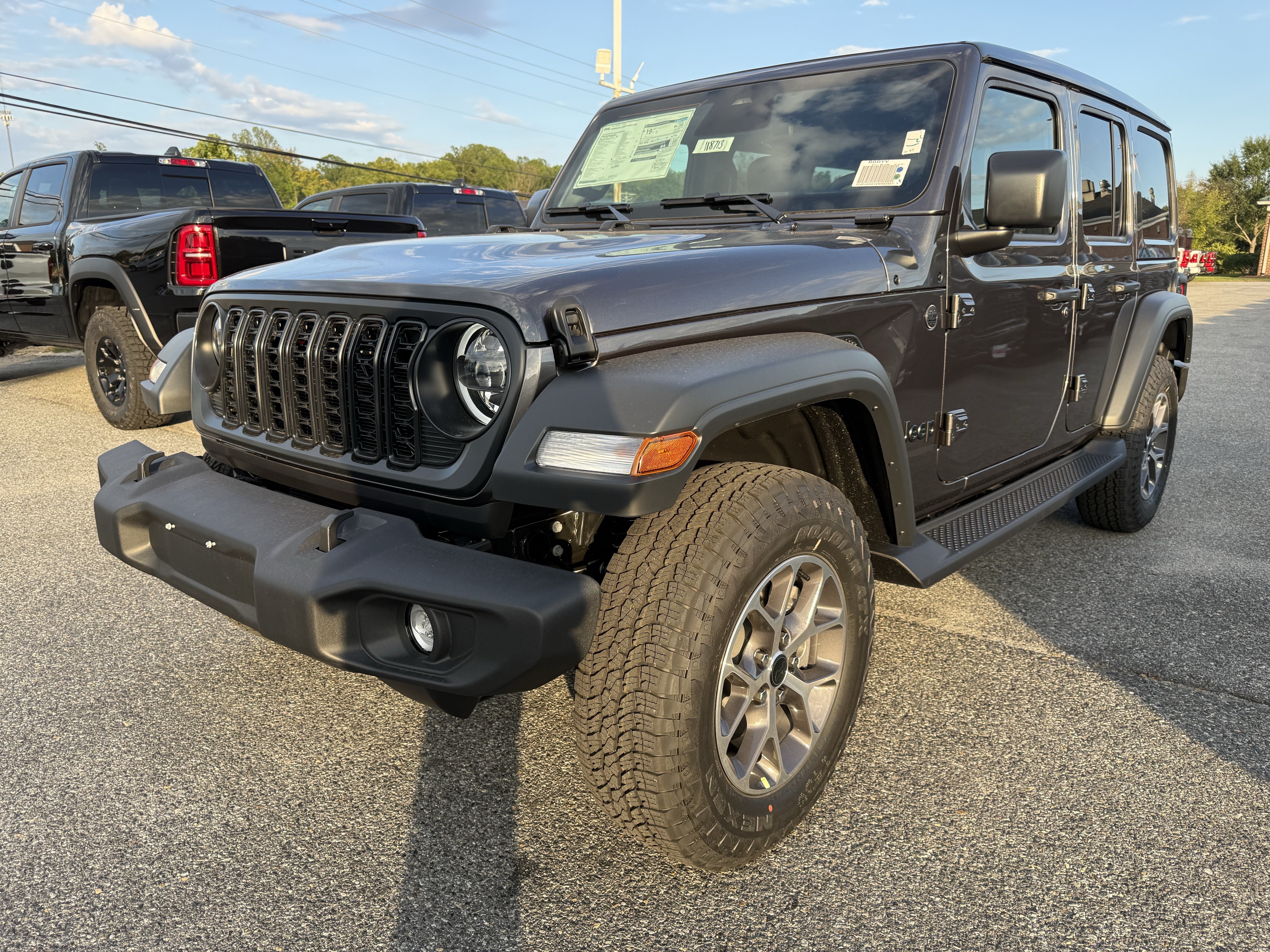 2027 Jeep Wrangler WRANGLER 4-DOOR SPORT S