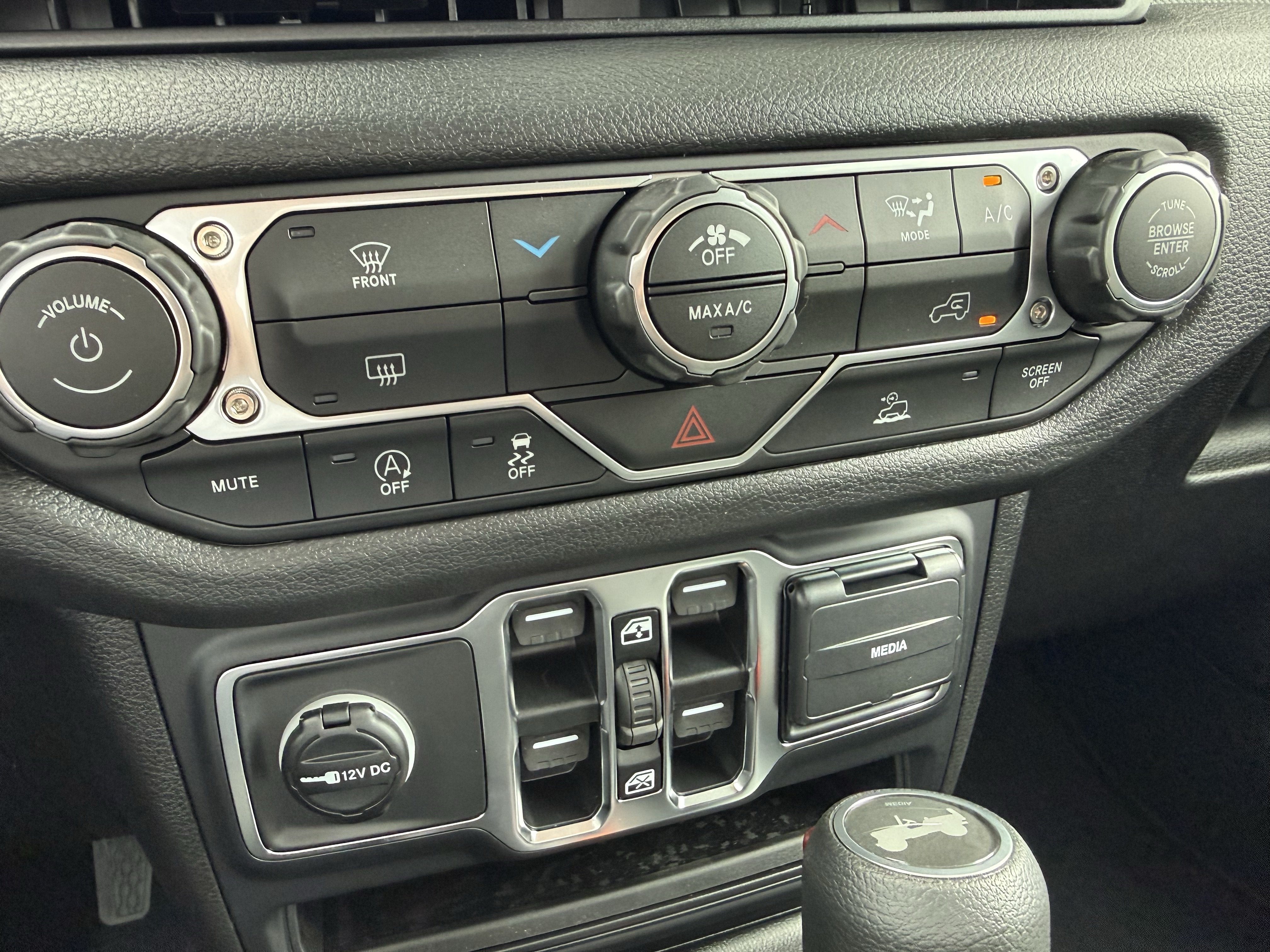 2027 Jeep Wrangler WRANGLER 4-DOOR SPORT S