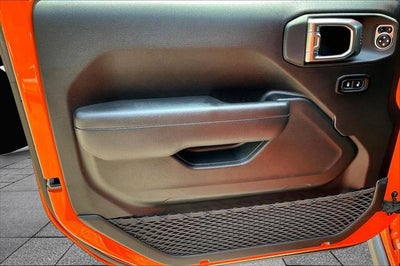 2025 Jeep Wrangler 4-Door Summit 4x4