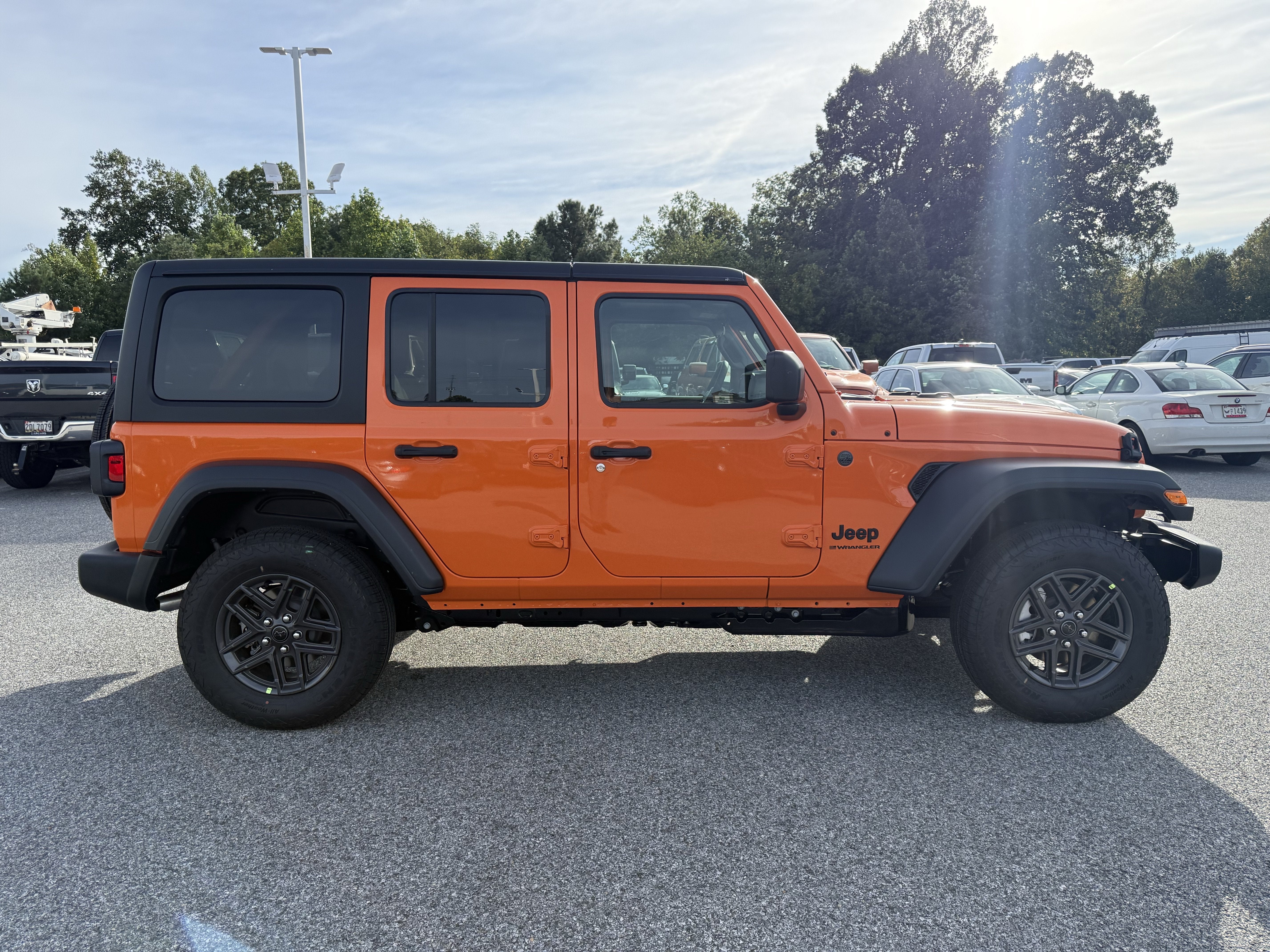 2027 Jeep Wrangler WRANGLER 4-DOOR SPORT S