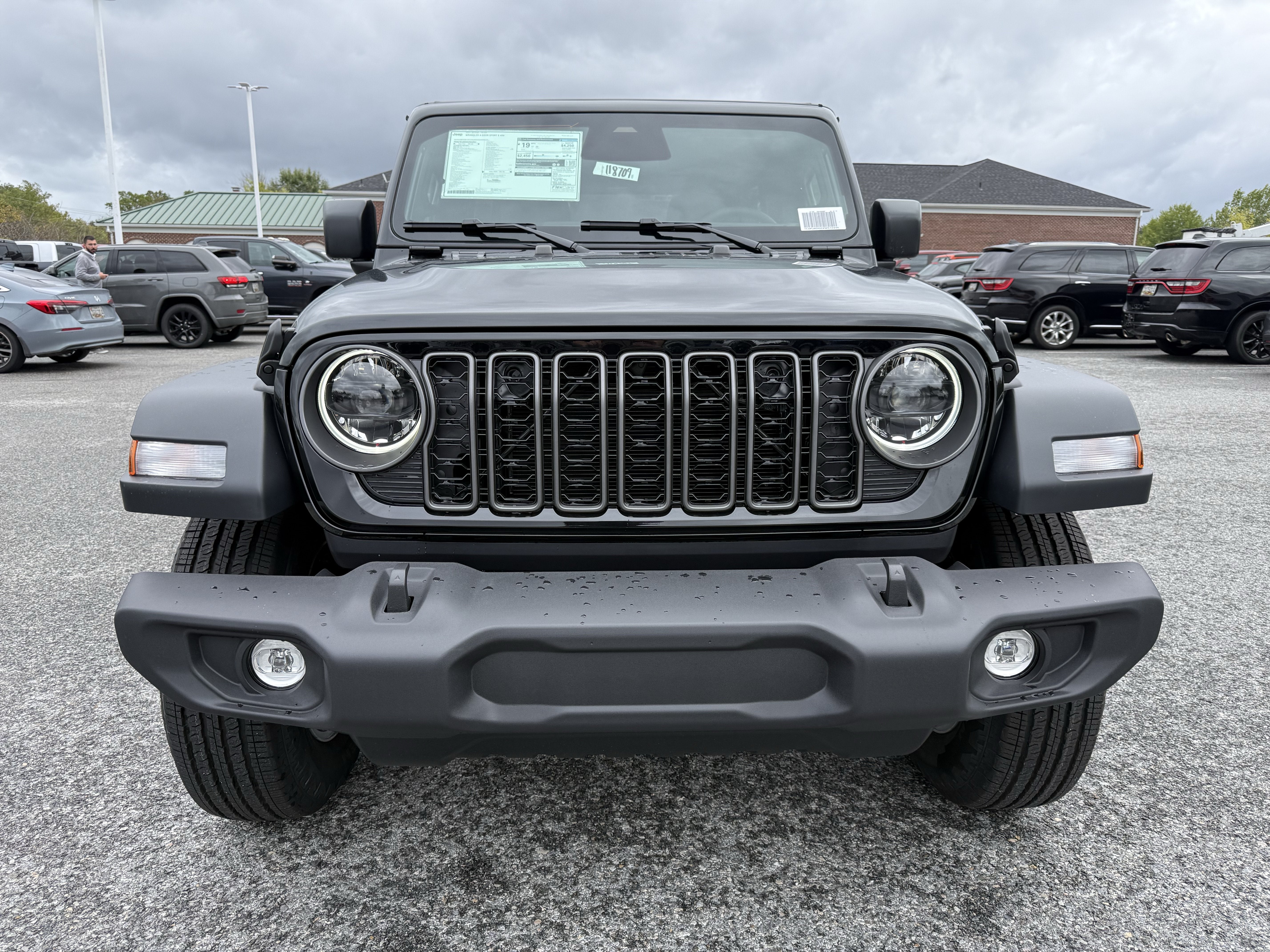 2027 Jeep Wrangler WRANGLER 4-DOOR SPORT S