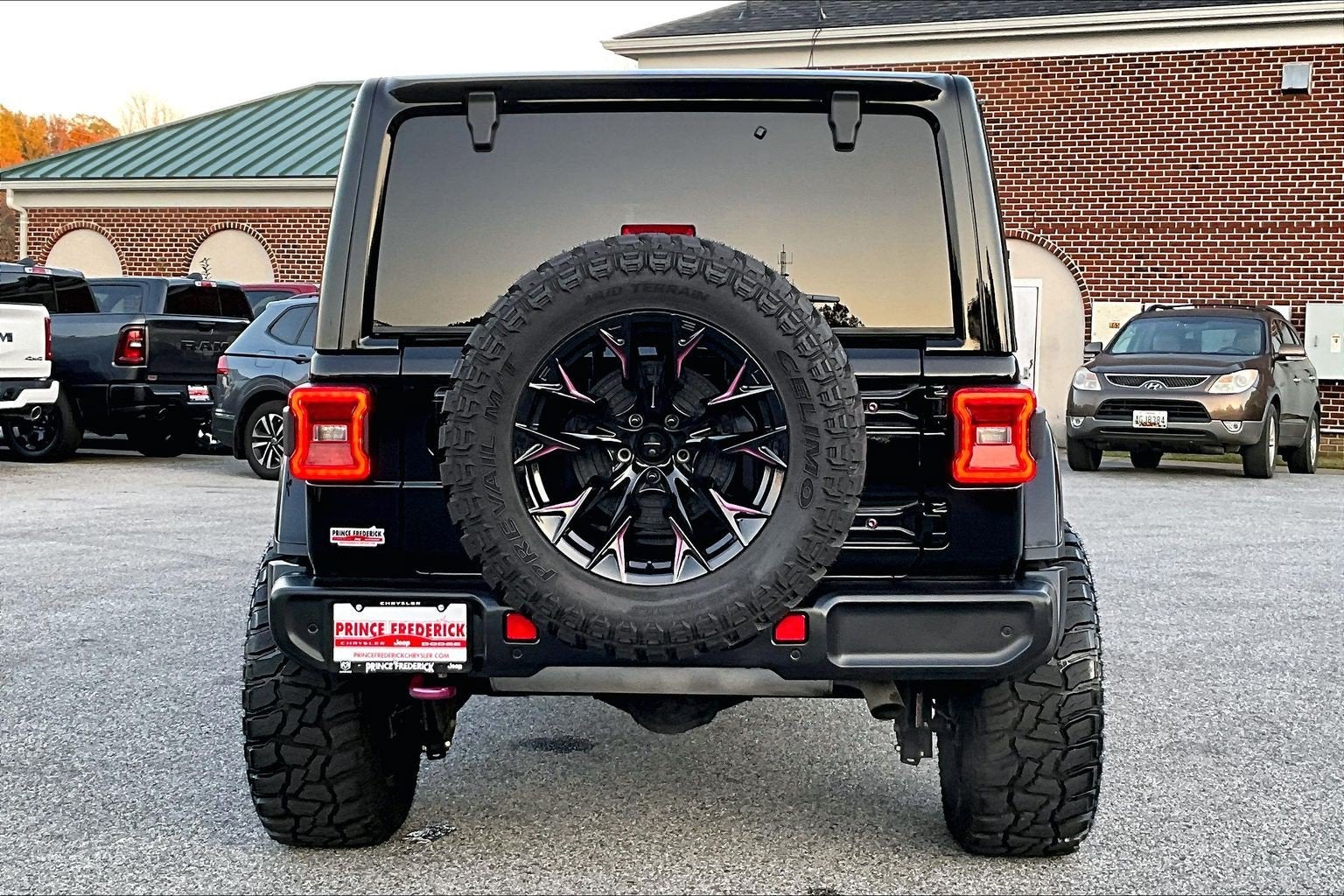 2024 Jeep Wrangler 4-Door Sahara 4x4