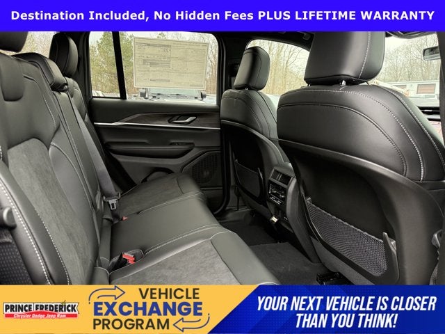 2026 Jeep Grand Cherokee GRAND CHEROKEE LAREDO ALTITUDE 4X4