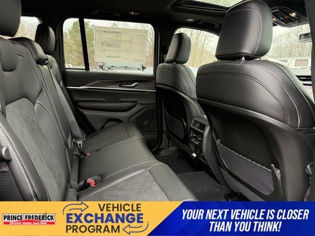 2026 Jeep Grand Cherokee GRAND CHEROKEE LAREDO ALTITUDE 4X4