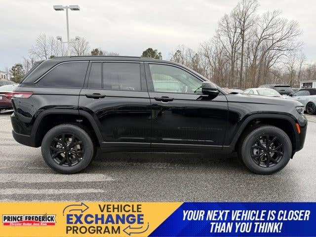 2026 Jeep Grand Cherokee GRAND CHEROKEE LAREDO ALTITUDE 4X4