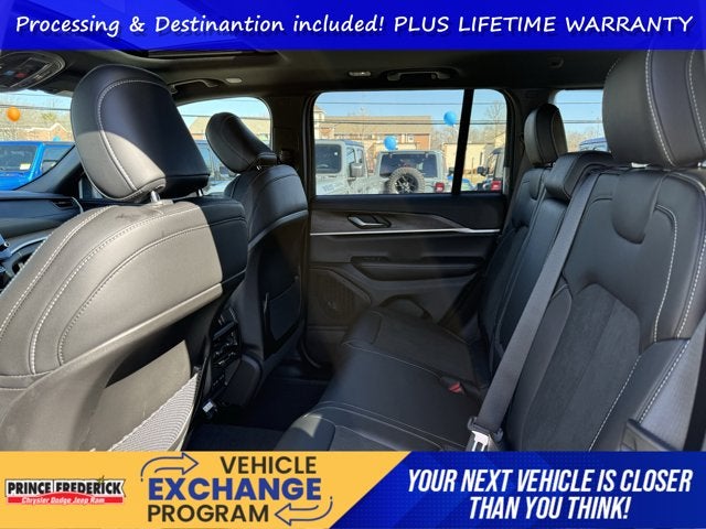 2026 Jeep Grand Cherokee GRAND CHEROKEE LAREDO ALTITUDE 4X4