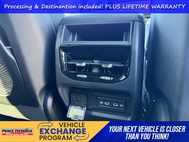 2026 Jeep Grand Cherokee GRAND CHEROKEE LAREDO ALTITUDE 4X4