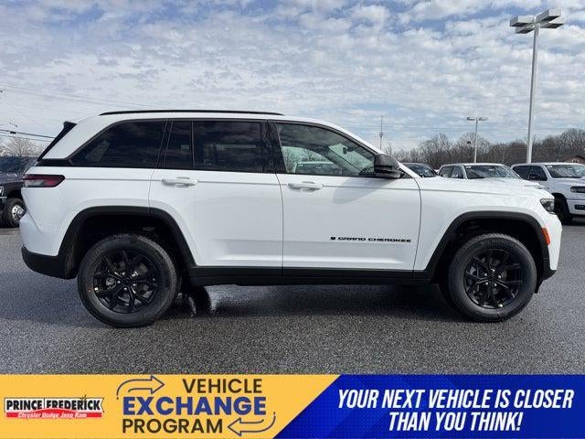 2026 Jeep Grand Cherokee GRAND CHEROKEE LAREDO ALTITUDE 4X4