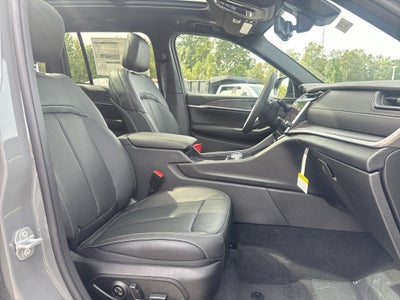 2027 Jeep Grand Cherokee GRAND CHEROKEE LIMITED RESERVE 4X4