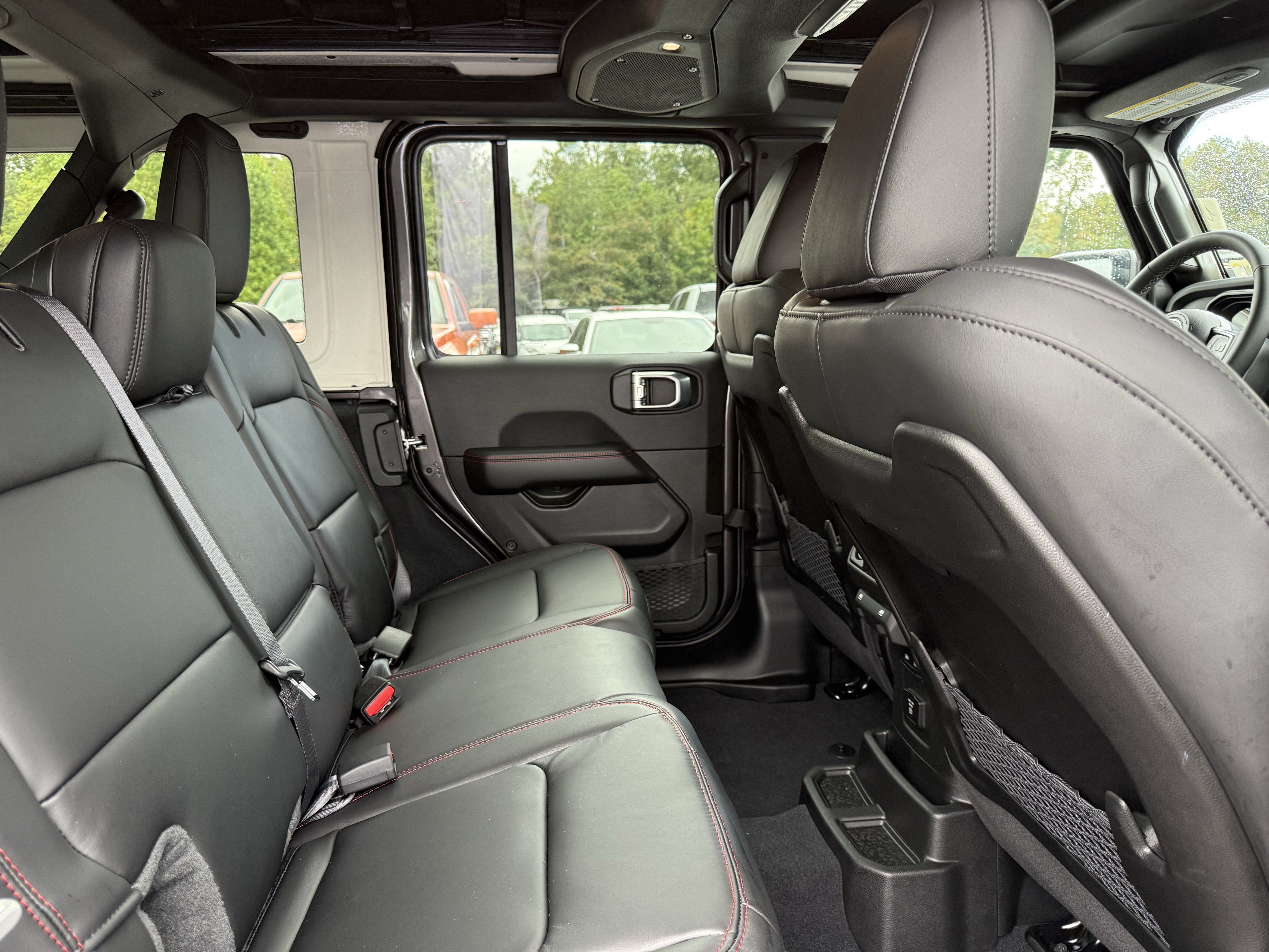 2027 Jeep Wrangler WRANGLER 4-DOOR RUBICON X