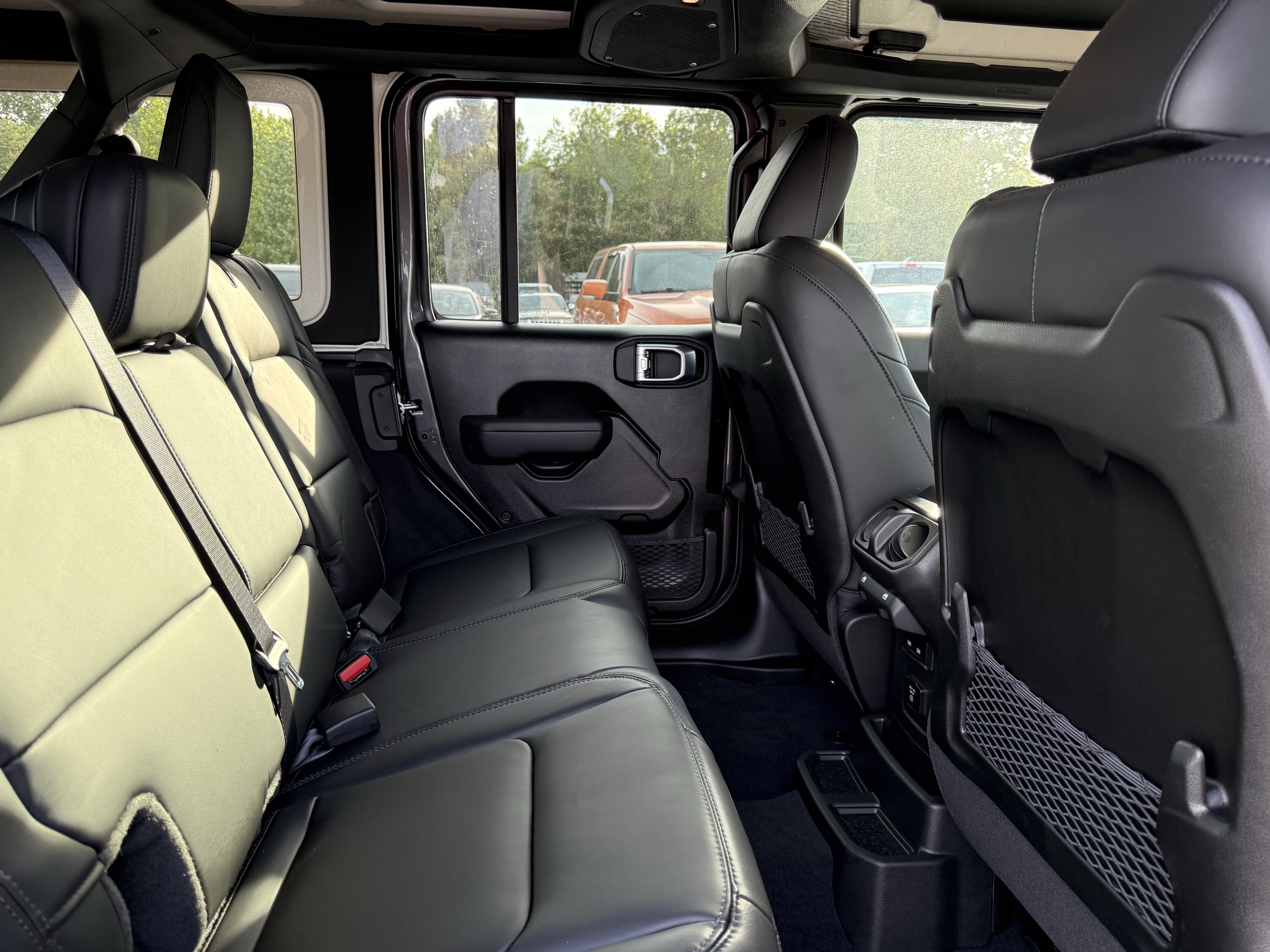 2027 Jeep Wrangler WRANGLER 4-DOOR MOAB