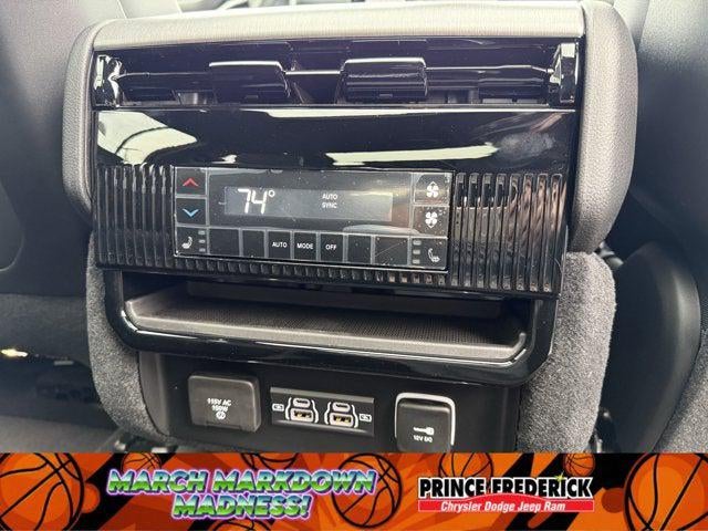 2026 Jeep Grand Wagoneer GRAND WAGONEER LIMITED ALTITUDE 4X4