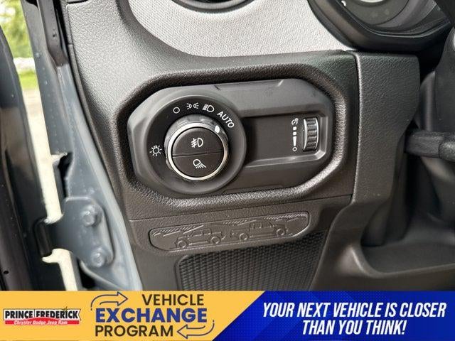 2025 Jeep Gladiator GLADIATOR SPORT S 4X4