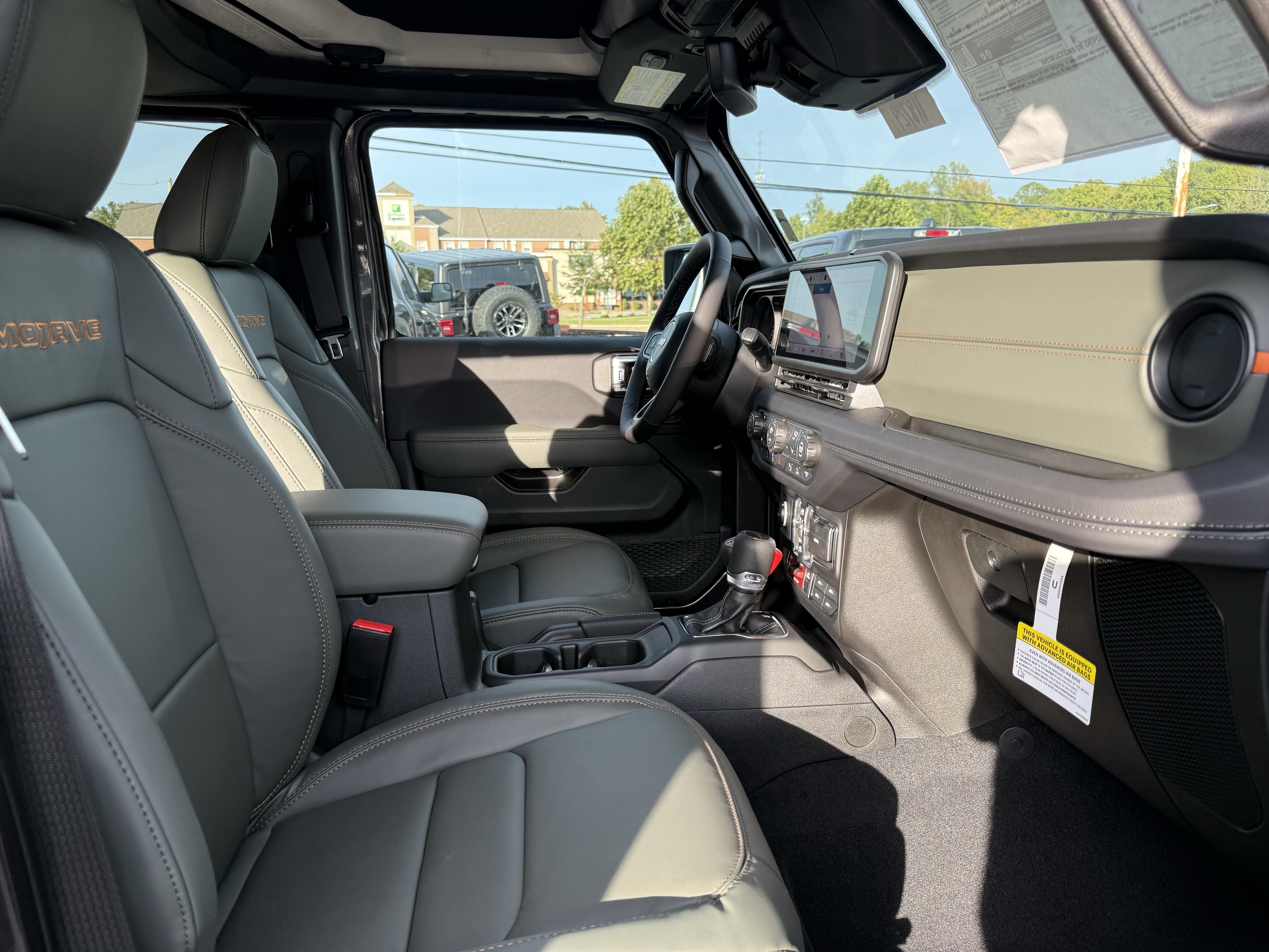 2027 Jeep Gladiator GLADIATOR MOJAVE X 4X4