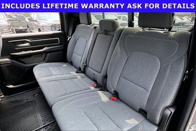 2022 RAM 1500 Big Horn Crew Cab 4x4 5'7' Box