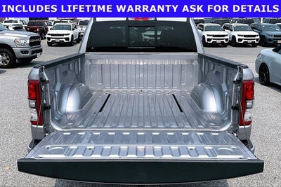 2022 RAM 1500 Big Horn Crew Cab 4x4 5'7' Box