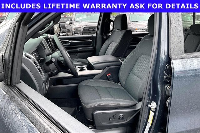 2025 RAM 1500 Big Horn Crew Cab 4x4 5'7' Box