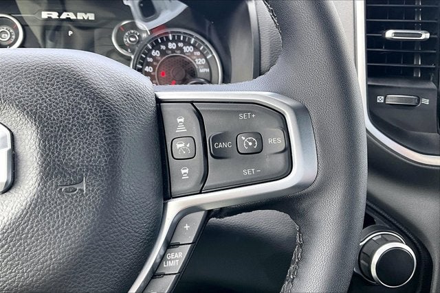 2025 RAM 1500 Big Horn Crew Cab 4x4 6'4' Box