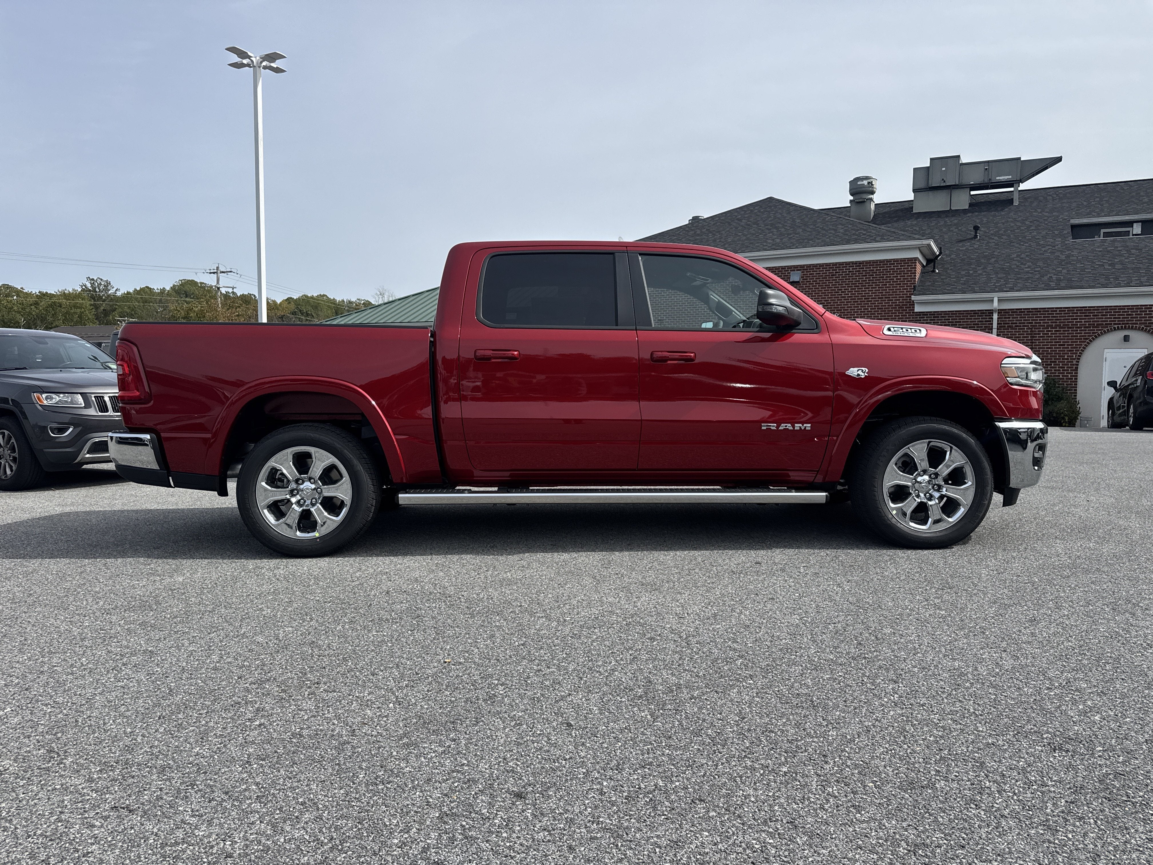 2027 RAM Ram 1500 RAM 1500 BIG HORN CREW CAB 4X4 5'7' BOX
