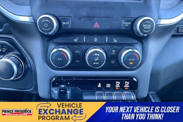 2021 RAM 1500 Big Horn Crew Cab 4x4 5'7' Box