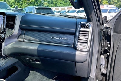 2019 RAM 1500 Limited Crew Cab 4x4 5'7' Box