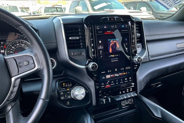 2023 RAM 1500 Laramie Crew Cab 4x4 5'7' Box