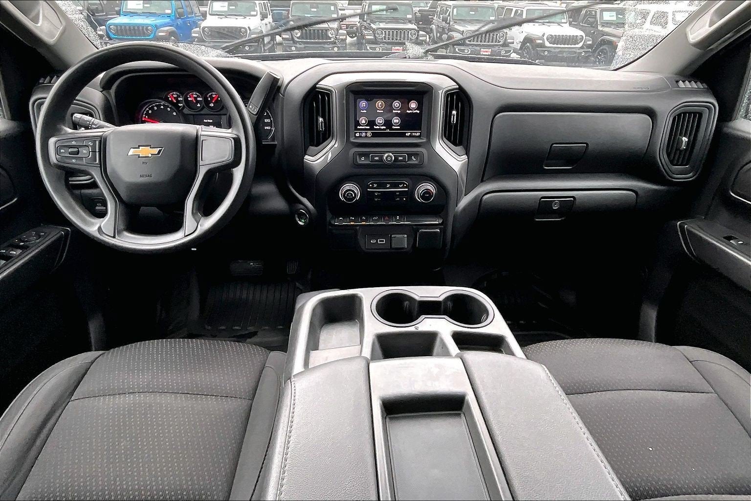 2023 Chevrolet Silverado 1500 4WD Crew Cab Short Bed WT