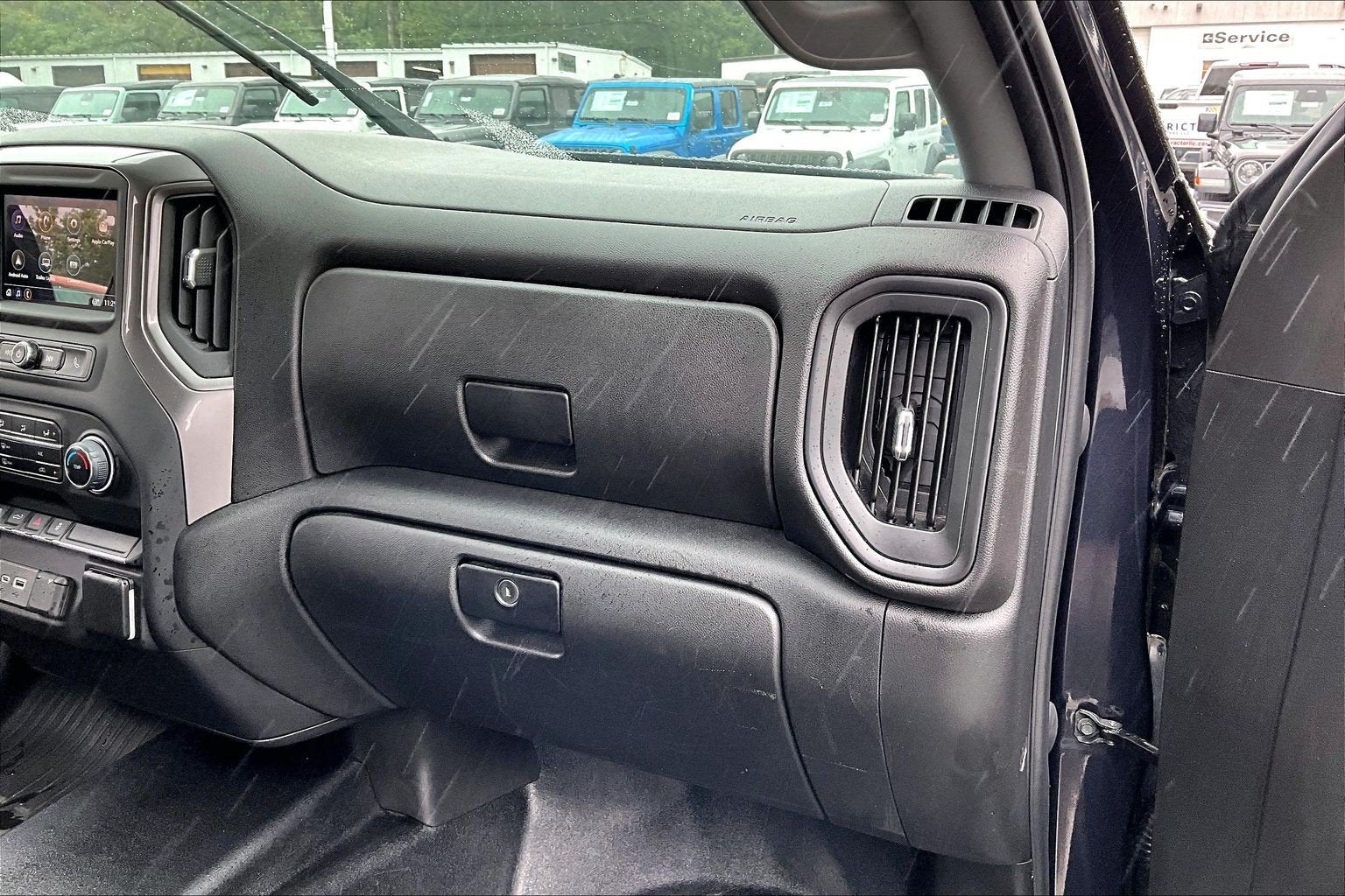 2023 Chevrolet Silverado 1500 4WD Crew Cab Short Bed WT