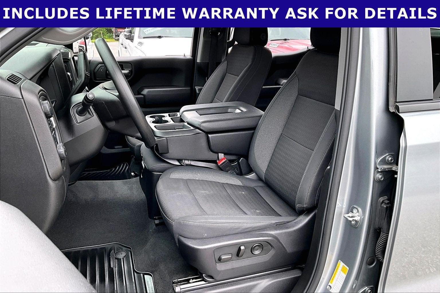 2024 Chevrolet Silverado 1500 4WD Crew Cab Short Bed Custom