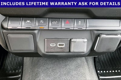 2024 Chevrolet Silverado 1500 4WD Crew Cab Short Bed Custom