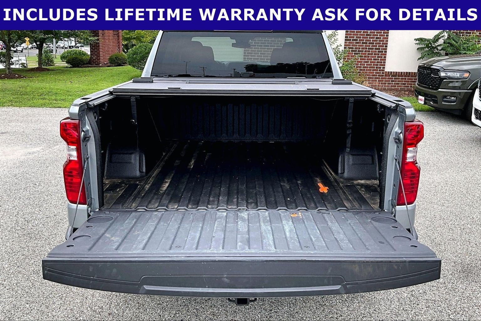 2024 Chevrolet Silverado 1500 4WD Crew Cab Short Bed Custom