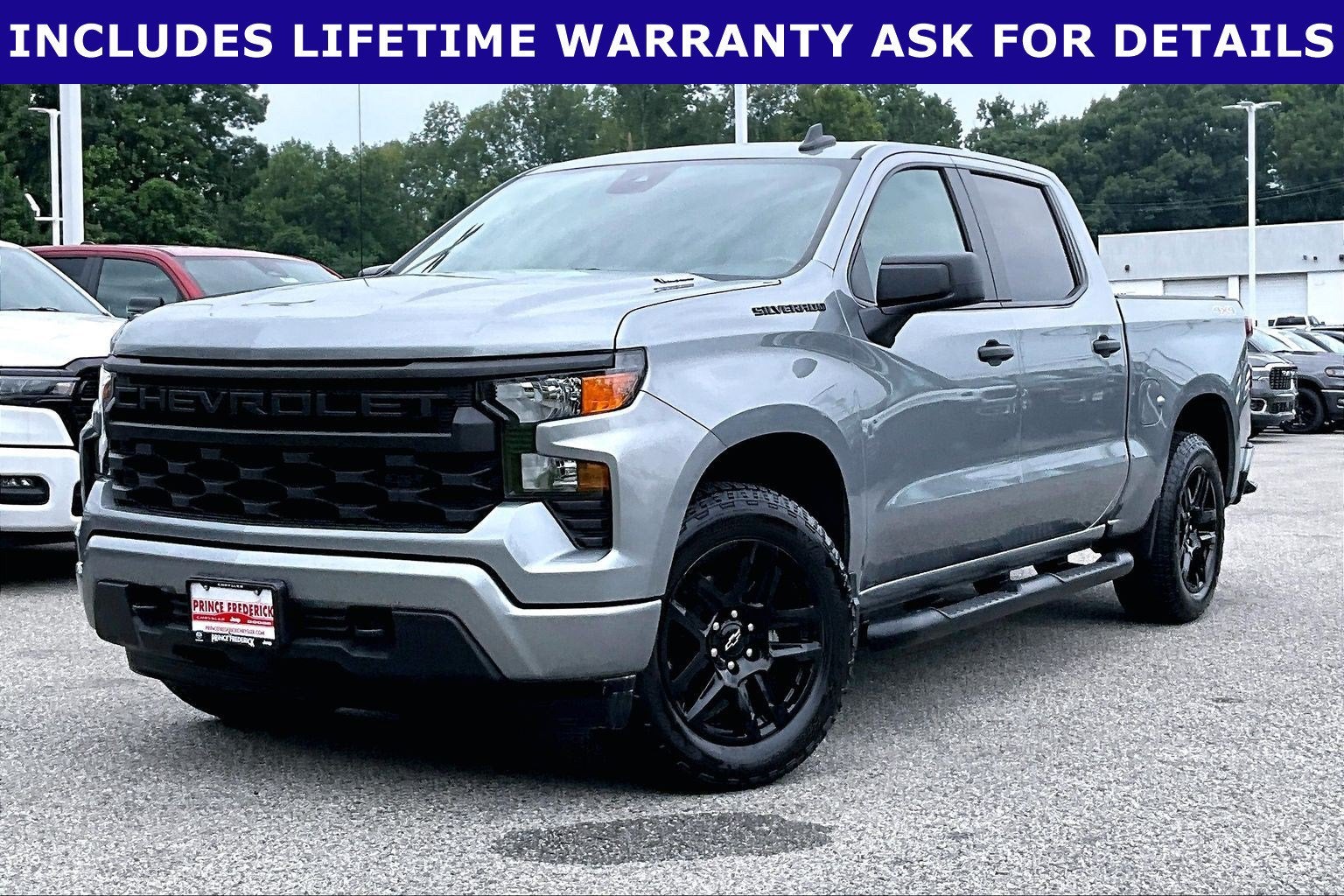 2024 Chevrolet Silverado 1500 4WD Crew Cab Short Bed Custom