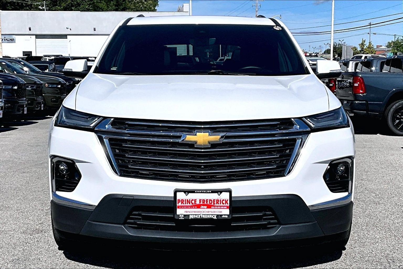 2023 Chevrolet Traverse AWD LT Leather