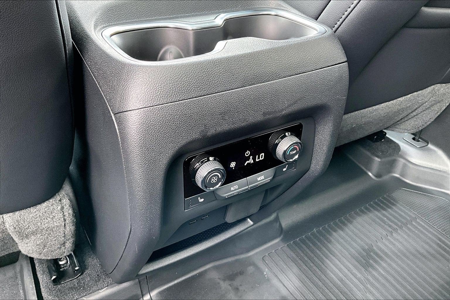 2026 Chevrolet Traverse AWD RS