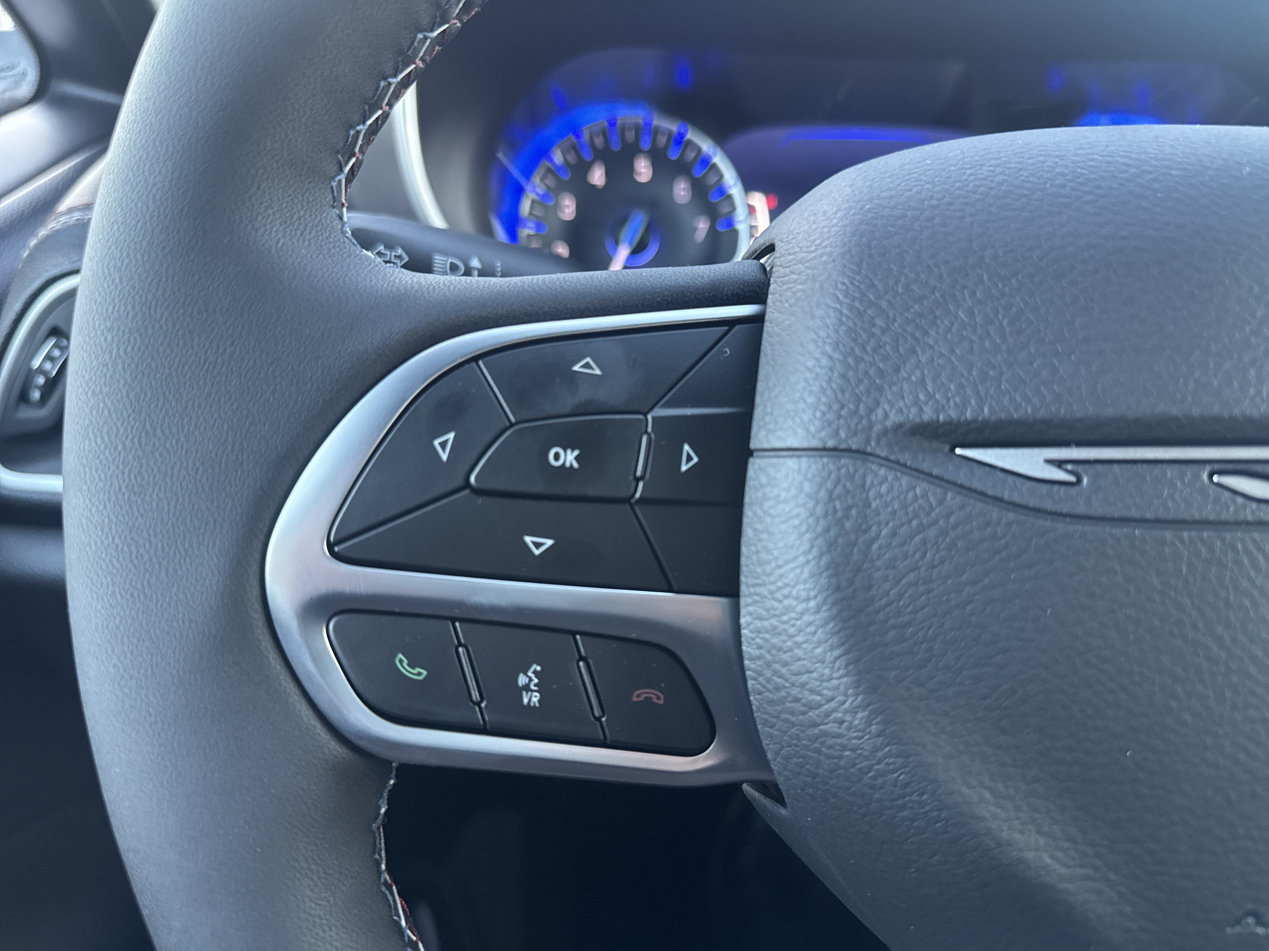 2027 Chrysler Pacifica PACIFICA SELECT