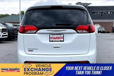 2018 Chrysler Pacifica Touring L