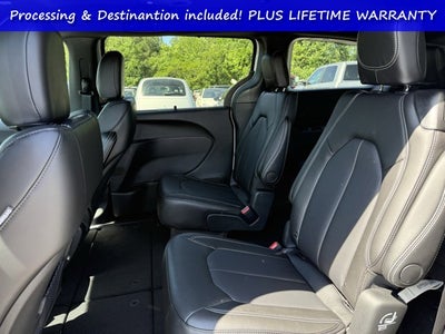2026 Chrysler Voyager VOYAGER LX