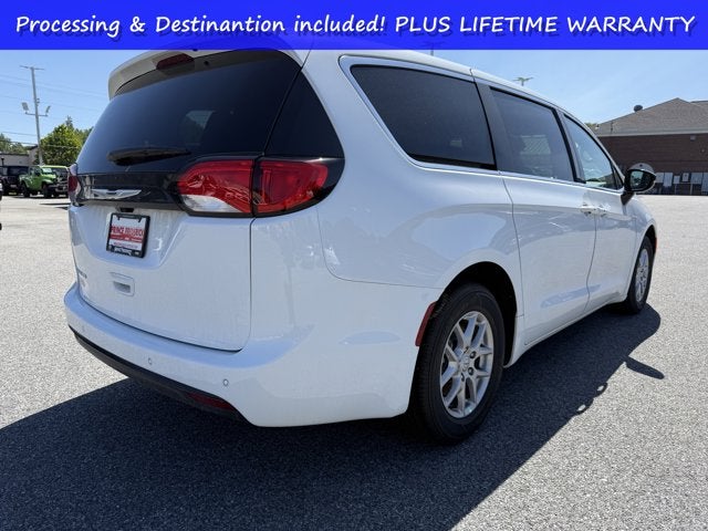 2026 Chrysler Voyager VOYAGER LX