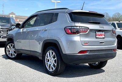 2022 Jeep Compass Latitude Lux 4x4