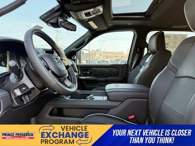 2026 RAM Ram 3500 RAM 3500 LIMITED MEGA CAB 4X4 6'4' BOX