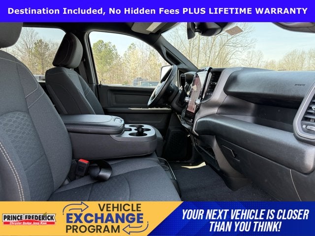 2026 RAM Ram 2500 RAM 2500 BLACK EXPRESS CREW CAB 4X4 6'4' BOX