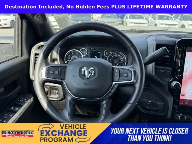 2026 RAM Ram 2500 RAM 2500 BLACK EXPRESS CREW CAB 4X4 6'4' BOX