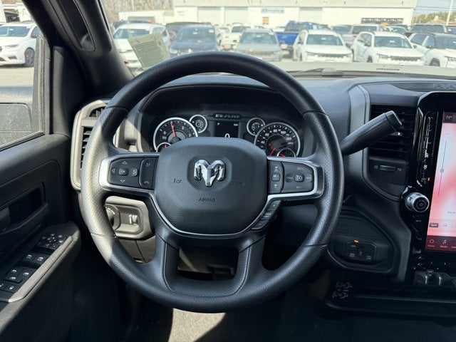 2026 RAM Ram 2500 RAM 2500 BLACK EXPRESS CREW CAB 4X4 6'4' BOX