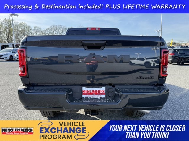 2026 RAM Ram 2500 RAM 2500 BLACK EXPRESS CREW CAB 4X4 6'4' BOX