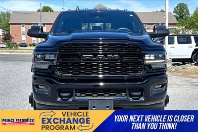 2021 RAM 3500 Limited Mega Cab 4x4 6'4' Box