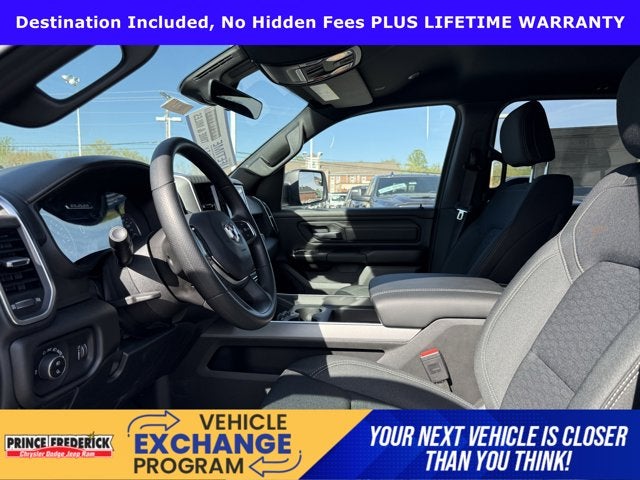 2026 RAM Ram 1500 RAM 1500 EXPRESS CREW CAB 4X4 5'7' BOX