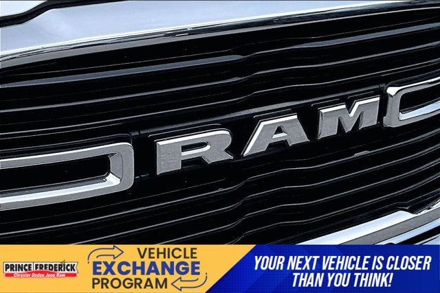 2019 RAM 2500 Big Horn Crew Cab 4x4 6'4' Box